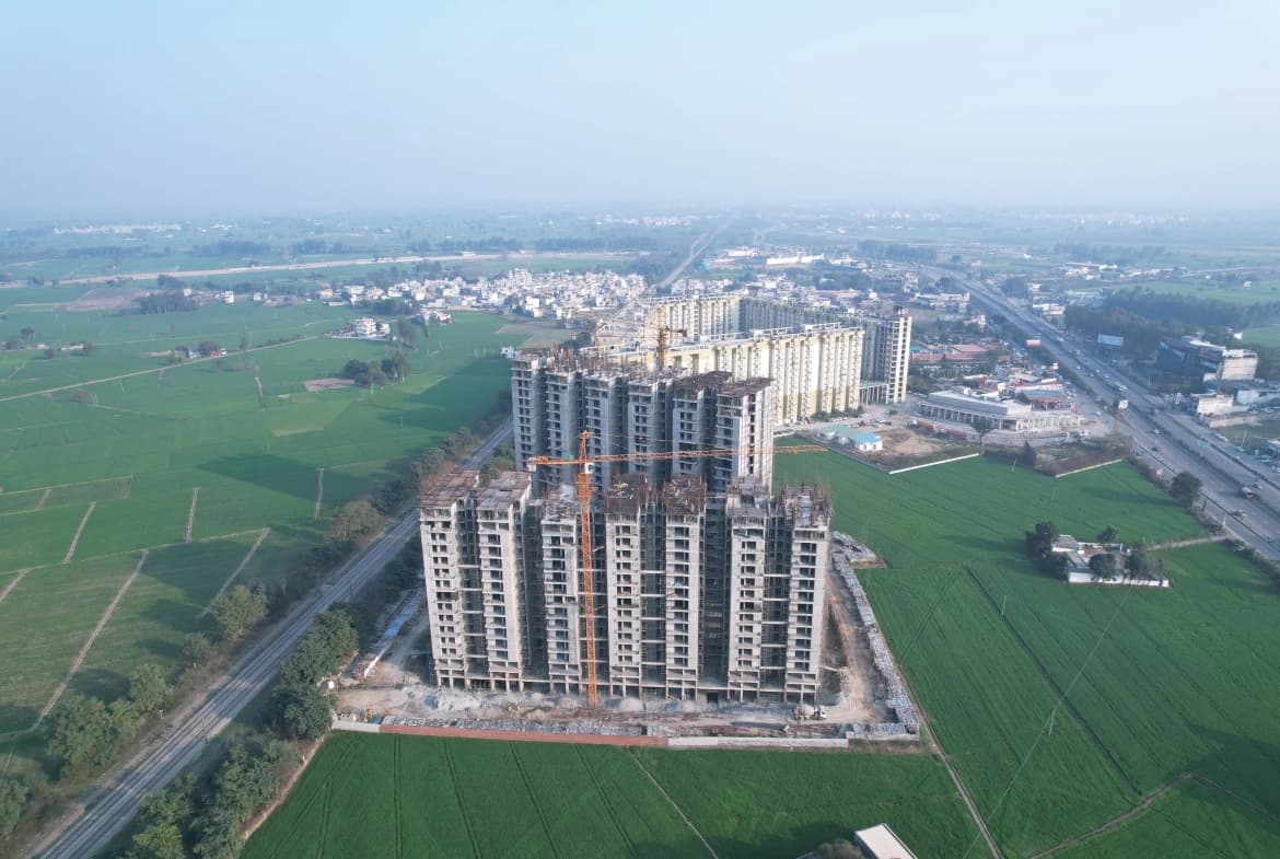 AGI Sky Garden, construction aerial